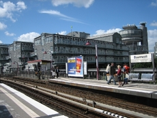 Bahnhof Baumwall.jpg